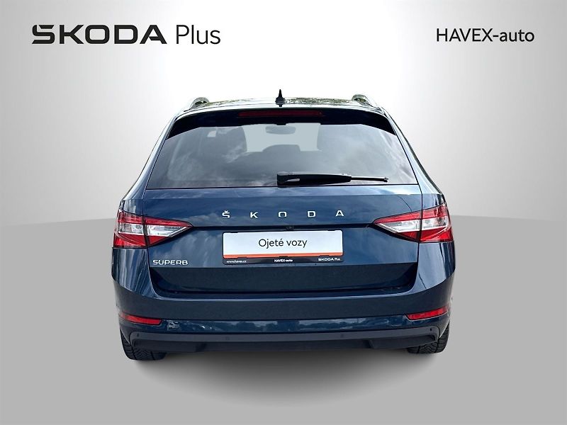 Škoda Superb (2022) Combi 2.0 TDI DSG Style - fotka 33 z 33