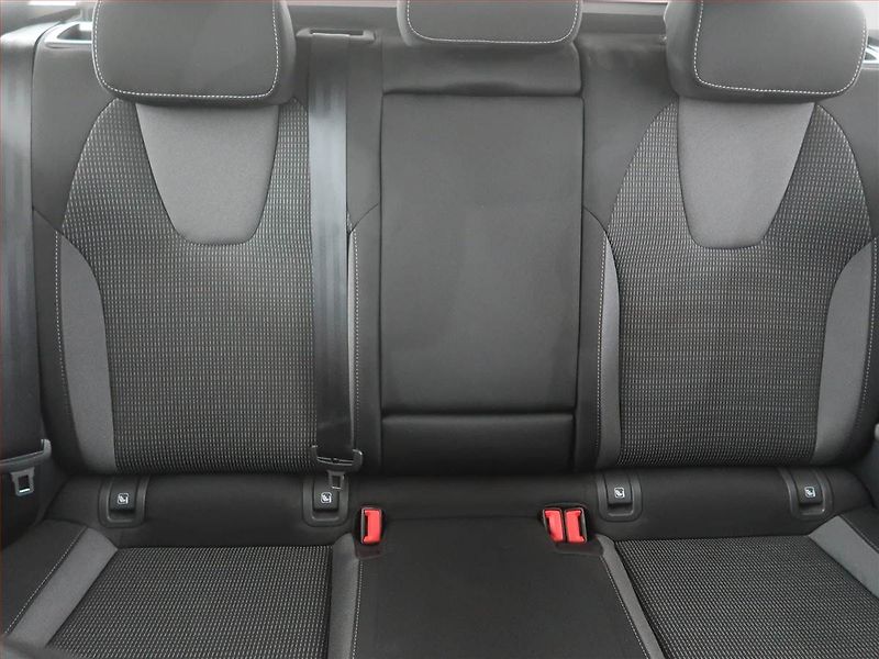 Škoda Octavia (2023) Ambition 2.0 TDI, ČR,1.maj - fotka 10 z 18