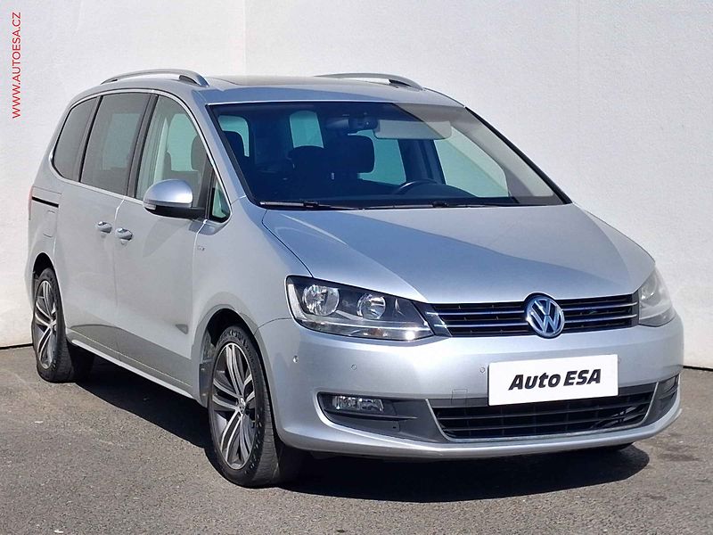 Volkswagen Sharan (2013) 2.0 TDi, AC, navi, park.asist - fotografie inzerátu