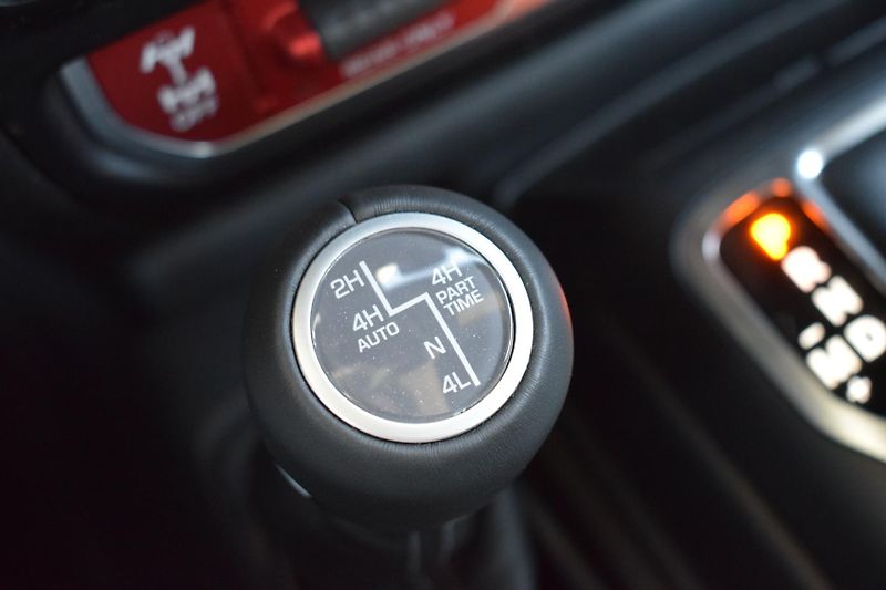 Jeep Wrangler (2024) Rubicon/Expedice/Naviják/Ledni - fotka 27 z 72