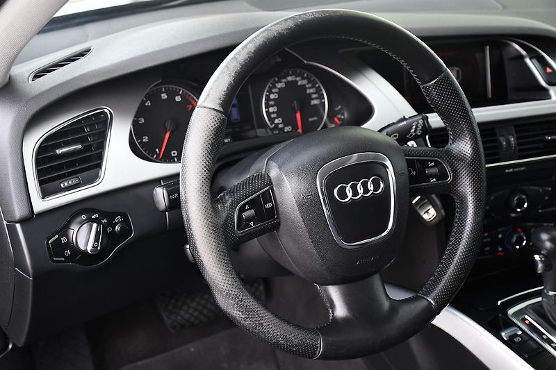 Audi A4 1.8TFSi 118kW AT - fotka 16 z 34