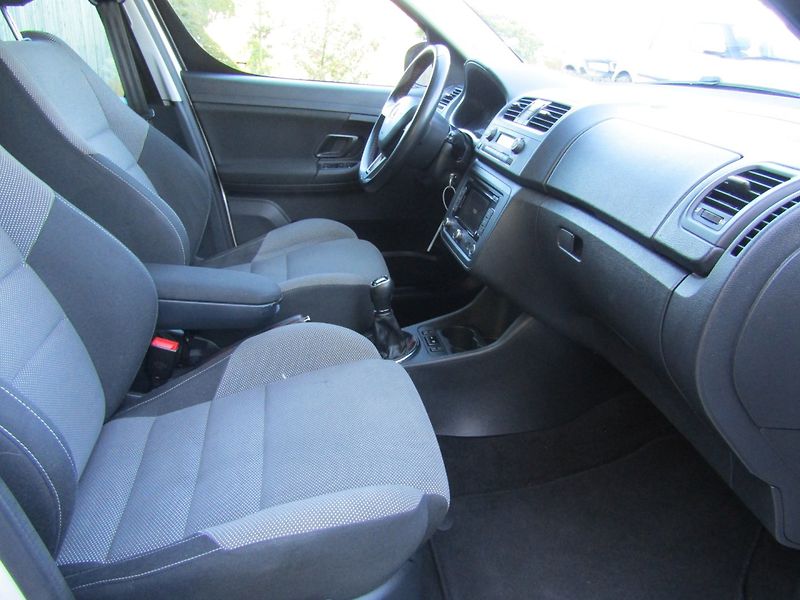Škoda Roomster (2014) 1.2 TSI 63kW  ROZVODY + SERVIS - fotka 27 z 38