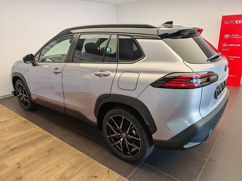 Toyota Corolla Cross 2.0 Hybrid ( 178 k ) 4x4 GR SP - fotka 6 z 42