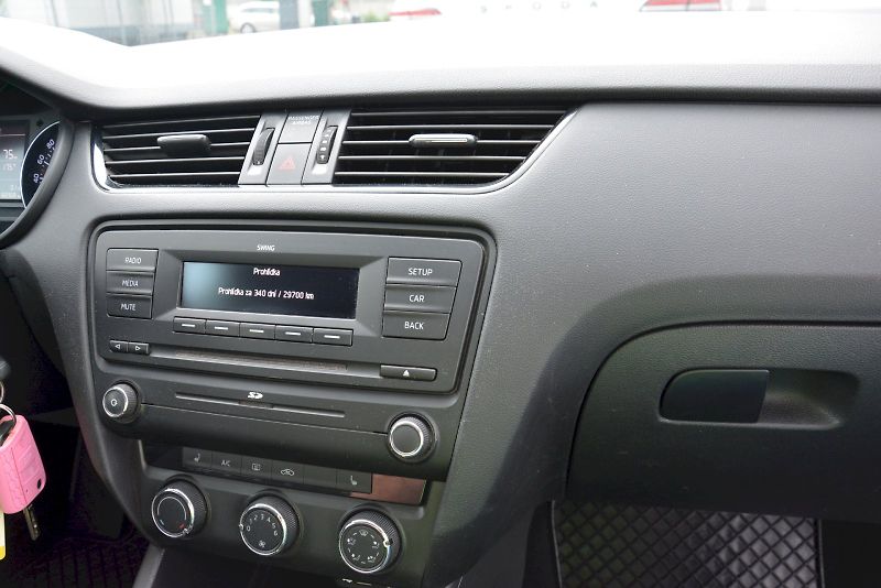 Škoda Octavia (2013) 1.2 TSI 77 kW Active - fotka 12 z 20