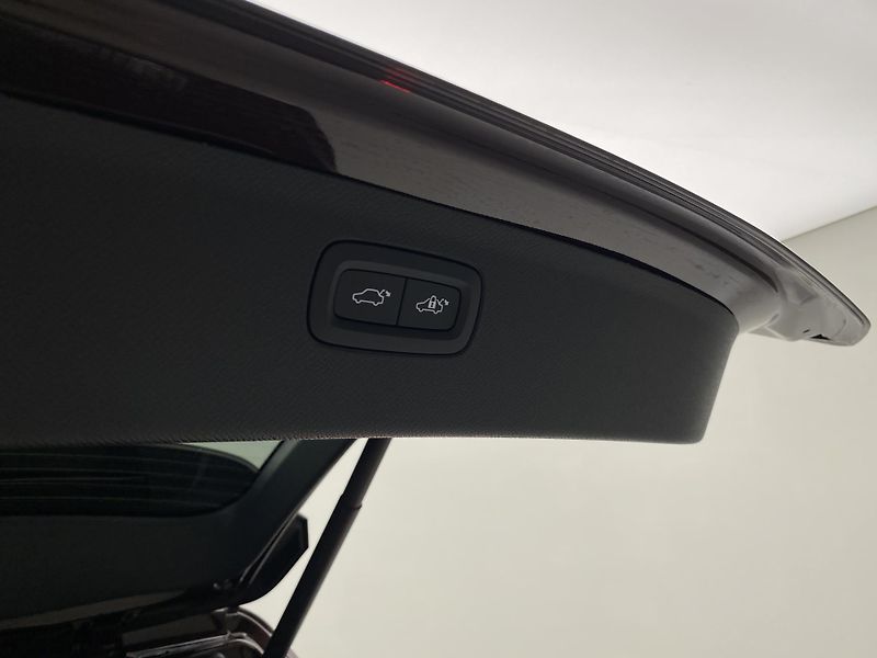 Volvo XC90 (2026) T8 AWD Plug-in BRIGHT PLUS 7m - fotka 24 z 72