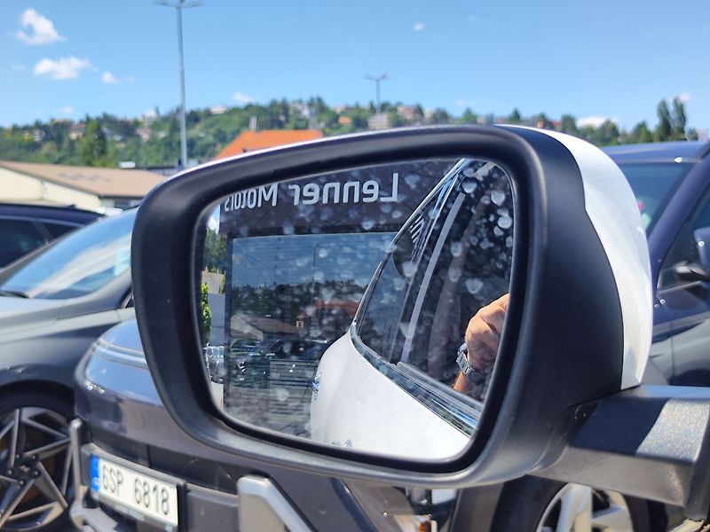Renault Koleos 1.8 DCI/110kW 1.Majitel, Navi - fotka 16 z 32