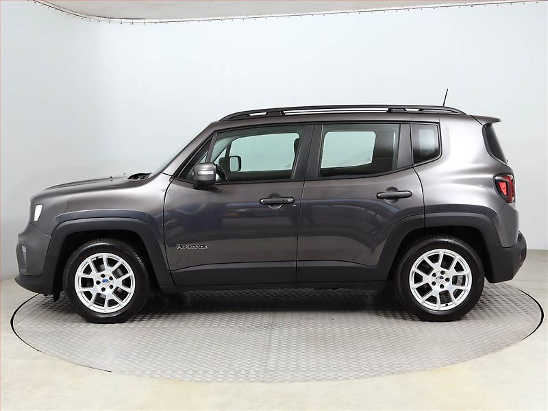 Jeep Renegade (2020) Limited 1.0 T-GDI, ČR,1.maj - fotka 3 z 17