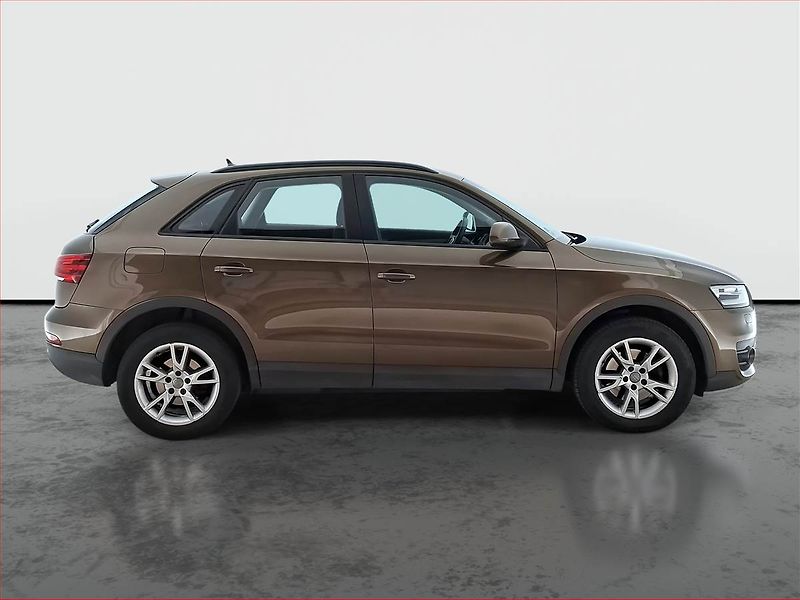 Audi Q3 (2013) 2.0 TDI, 4X4, Automat, Navi - fotka 6 z 16