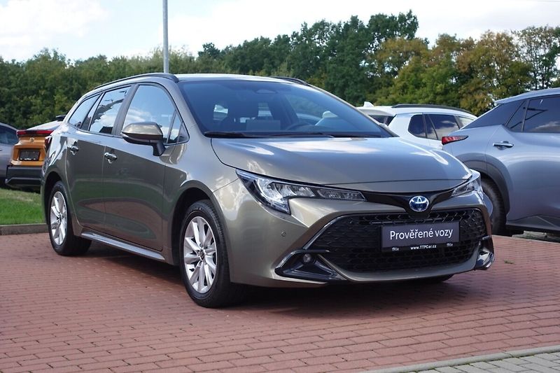 Toyota Corolla 2,0HSD e-CVT Comfort Tech - fotka 3 z 33