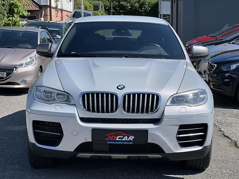 BMW X6 M50D xDrive 280kw KOUPENO V ČR - fotka 2 z 47