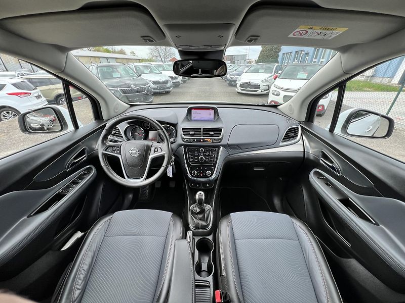 Opel Mokka 1.4T COSMO 4x4 KAMERA NAVI - fotka 18 z 37