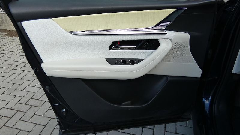 Mazda CX-60 3,3 l e-Skyactiv D254 Exclusiv - fotka 8 z 27