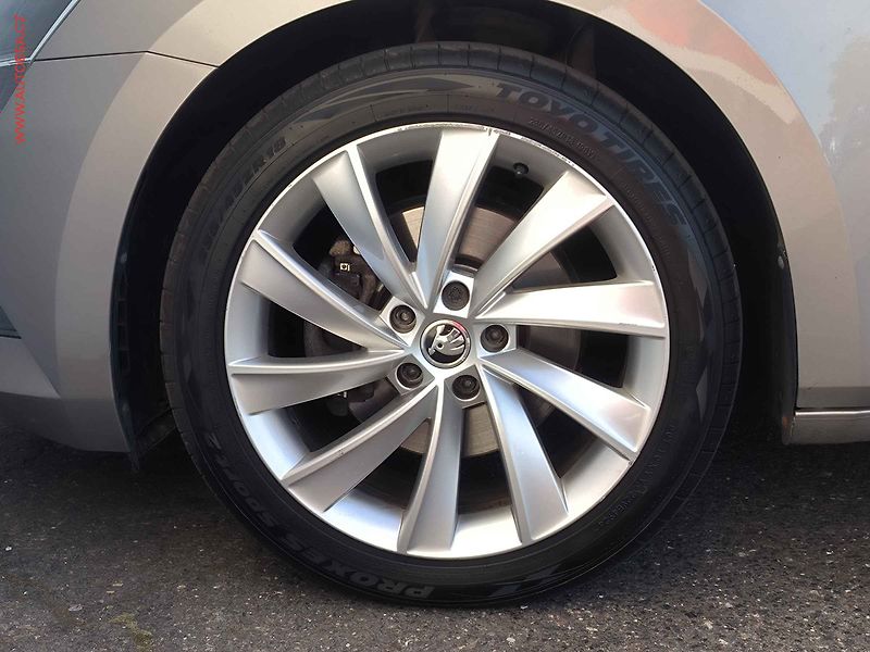 Škoda Superb (2016) 1.4 TSi, Style, bixen, +ALU - fotka 25 z 26