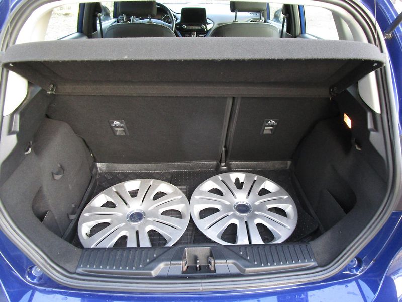 Ford Fiesta 1,0-73KW-NOVÁ STK - fotka 6 z 14