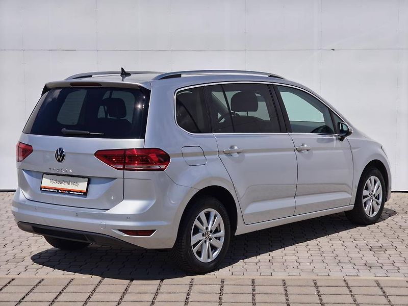 Volkswagen Touran Maraton Edition 7DSG 1,5TSI - fotka 2 z 26