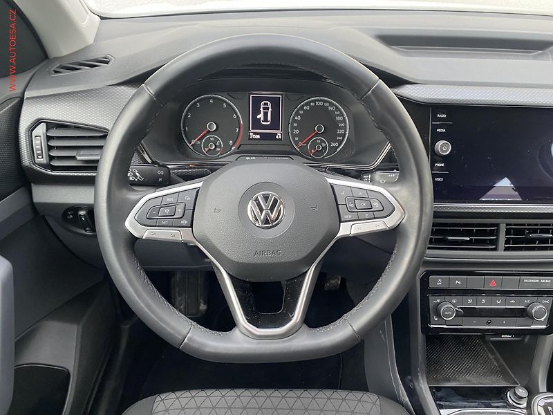 Volkswagen T-Cross (2019) 1.0 TSi, Comfortline, +ALU - fotka 11 z 19