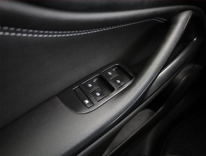 Opel Zafira (2018) 2.0 CDTI, 7 míst, ČR,1.maj - fotka 15 z 19