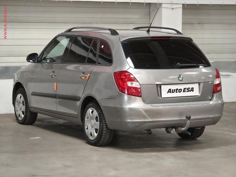 Škoda Fabia (2008) 1.4TDi, AC, TZ - fotka 4 z 15