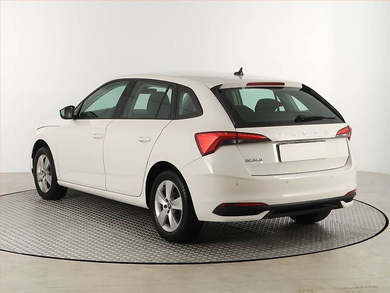 Škoda Scala (2025) Selection 1.0 TSI, Serv.kniha - fotka 4 z 17