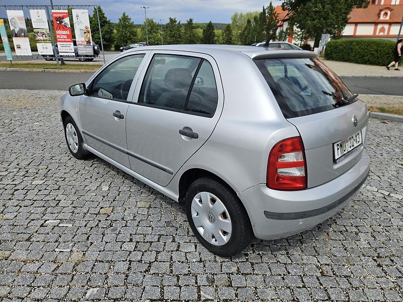 Škoda Fabia (2000) 1.4MPI, STK 11/2027, SPLÁTKY  - fotka 8 z 19
