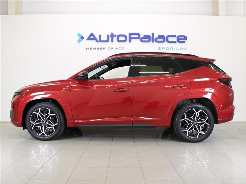 Hyundai Tucson 1,6 HEV 169kW N-Line Premium - fotka 5 z 25