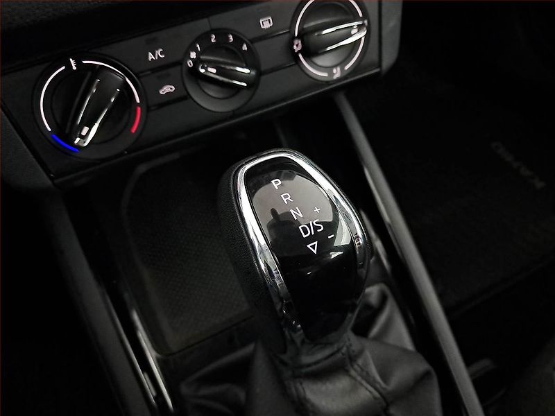 Škoda Kamiq (2023) Ambition 1.0 TSI - fotka 16 z 20