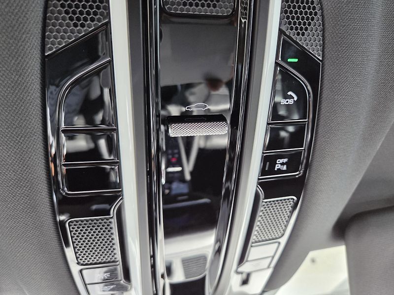 Porsche Cayenne COUPE 250kW ČR 1maj TOPvýbava - fotka 41 z 50