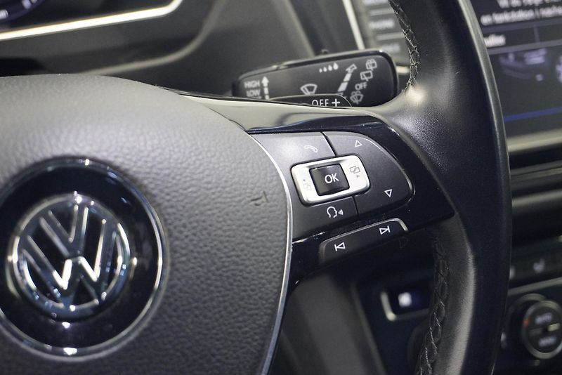 Volkswagen Tiguan (2016) 2.0TDi - 140 kW HIGHLINE 4x4 - fotka 17 z 31