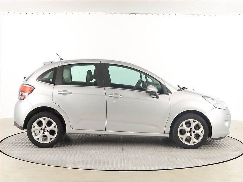 Citroën C3 (2016) 1.6 BlueHDi, Tempomat - fotka 6 z 16