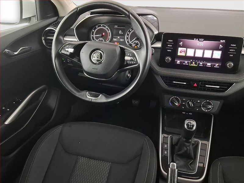 Škoda Fabia (2022) Style 1.0 TSI, Serv.kniha - fotka 7 z 21