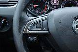 Škoda Octavia (2015) Scout 2.0 TDI, 4X4, Automat - náhled 17