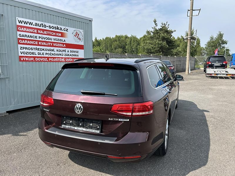 Volkswagen Passat (2018) 2,0TDI Comfortline TOP!!! - fotka 19 z 27