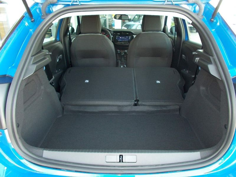 Opel Corsa (2026) Edition 1.2 TURBO (74kW/100k) - fotka 10 z 27