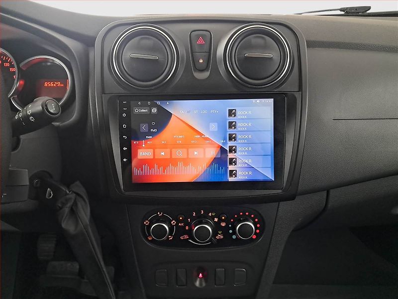 Dacia Logan (2018) 1.0 SCe, ČR,1.maj, Serv.kniha - fotka 12 z 14