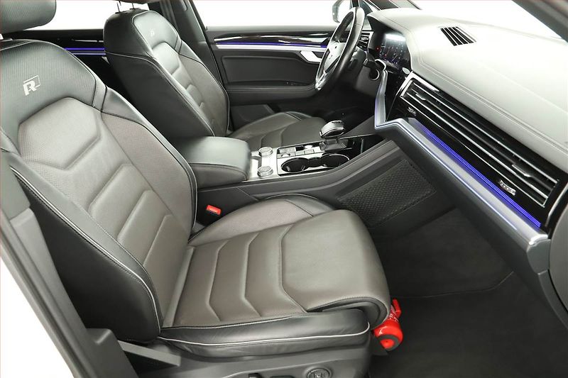 Volkswagen Touareg (2020) V8 TDI - fotka 7 z 18