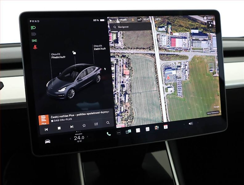 Tesla Model 3 (2020) Std Range Plus 52kWh, SoH 84% - fotka 12 z 21