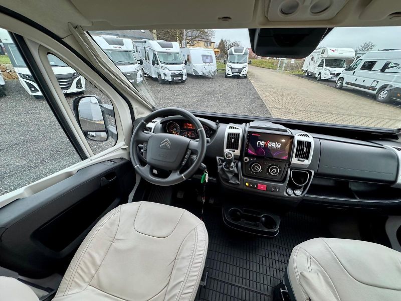 Pilote P746FGJ Évidence - fotka 8 z 32