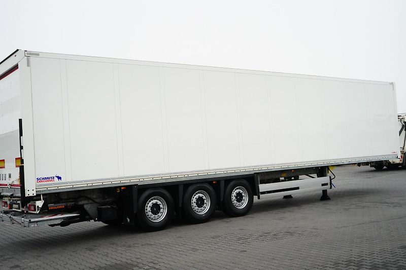 Schmitz (2020) IZOTERMA + WINDA / XL / ROLETA - fotka 16 z 24