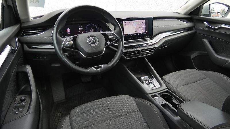 Škoda Octavia 2,0 TDI Style DSG 110 kW - fotka 5 z 24