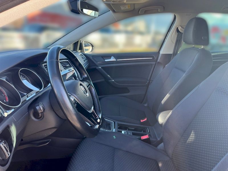 Volkswagen Golf (2020) VARIANT CL 1,0 TSI BMT OPF 6G - fotka 12 z 32