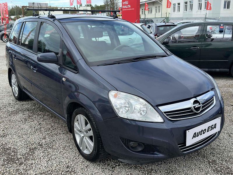Opel Zafira (2009) 1.6i, AC, tažné - fotografie inzerátu