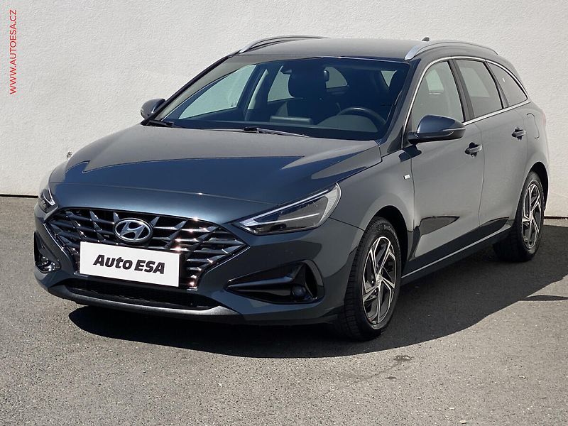 Hyundai i30 (2023) 1.5 T-GDi, ČR, Smart, LED, TZ - fotka 3 z 20