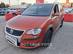 Volkswagen Touran (2007) 1.4TSI, AC, výhřev sed - fotografie inzerátu