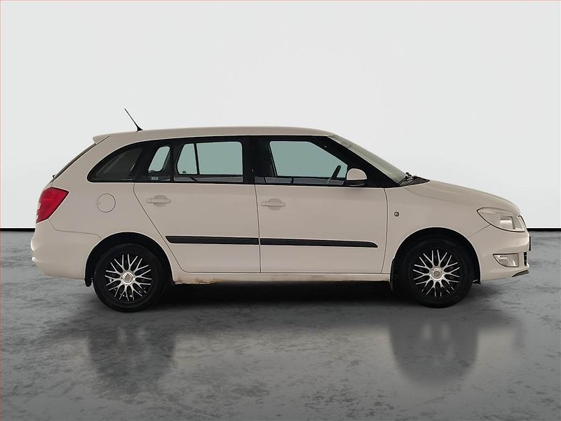 Škoda Fabia (2012) Ambition 1.6 TDI, po STK - fotka 6 z 18