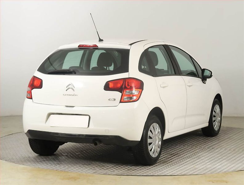 Citroën C3 (2012) 1.4 i, nová STK, jezdí výborně - fotka 5 z 16