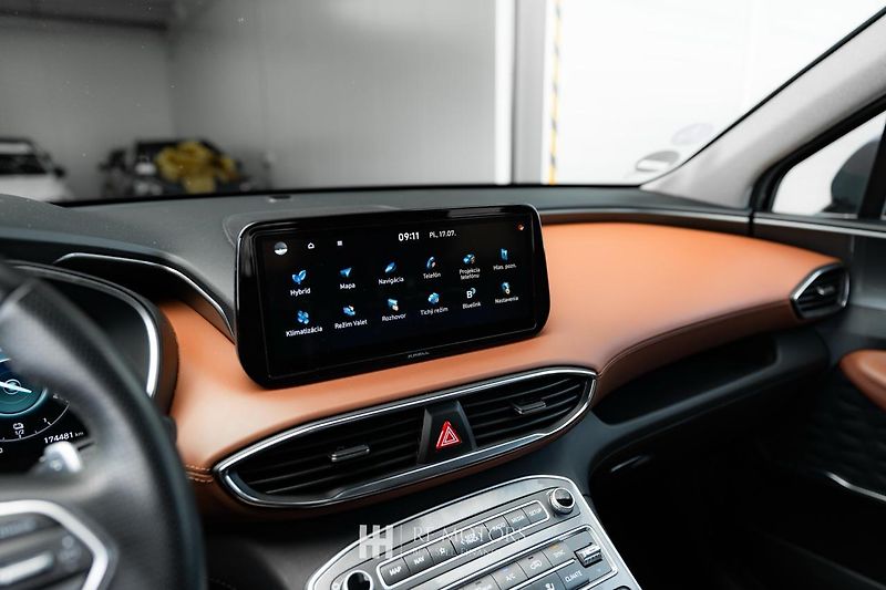 Hyundai Santa Fe (2023) - fotka 42 z 49