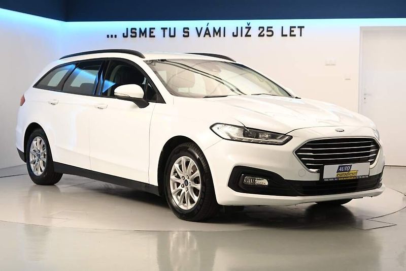 Ford Mondeo (2021) 2.0 LED Kamera ECOBLUE BUSINES - fotka 4 z 32