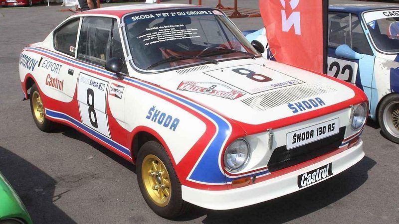 Automobilová slavnost Legendy.
