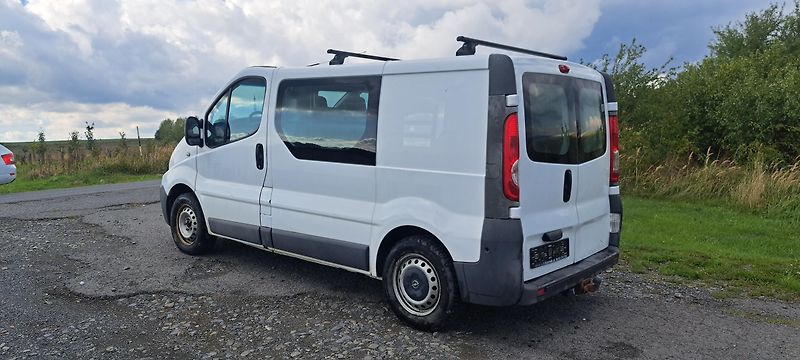 Renault Trafic 2,0dci 6 míst - fotka 3 z 10