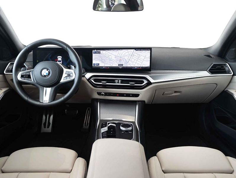 BMW Řada 3 M340d xDrive Sedan - fotka 12 z 23